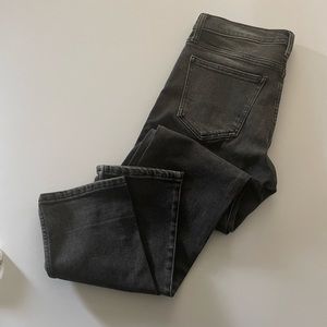 Women’s Gap 1969 High Rise Slim Straight Black Denim size 30 NWOT